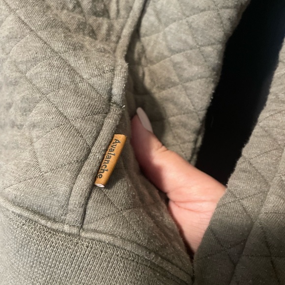 Avalanche 1/4 Zip Quilted Sweater - Picture 2 of 5